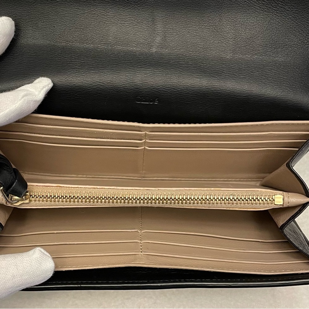 Chloe Authentic Vintage Black Leather Long Wallet with Tan Leather Interior - Picture 6 of 16